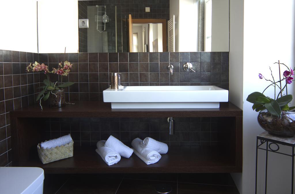Domus 26 Guesthouse - B&B Braga Habitación foto